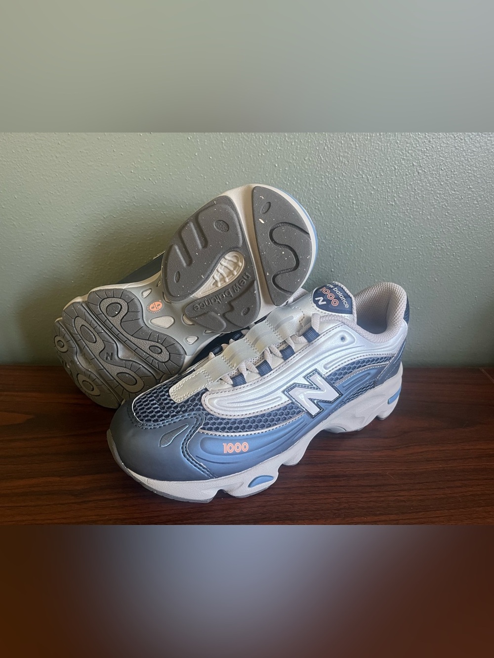 New Balance 1000 Blue Grey Silver Sneakers 6.5Y / Women’s 8 GC1000PK